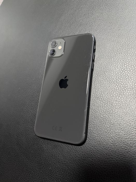 iPhone 11 (64 ГБ)