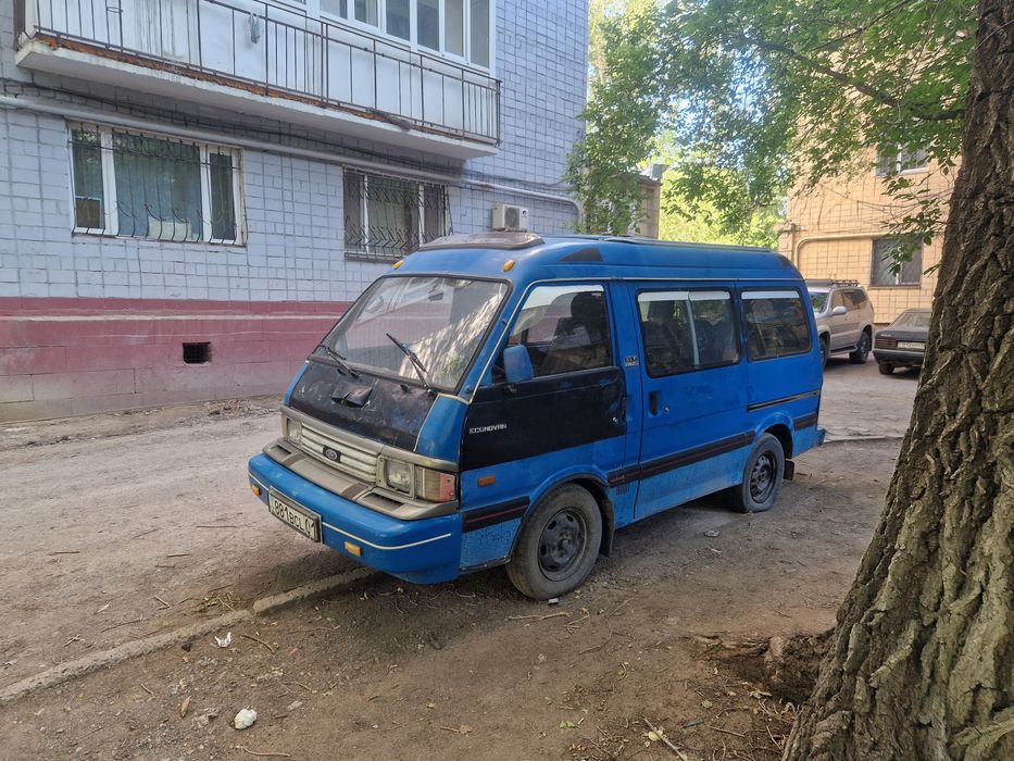 Продам форд минивен