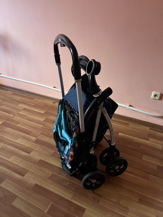 Продам прогулочную коляску
