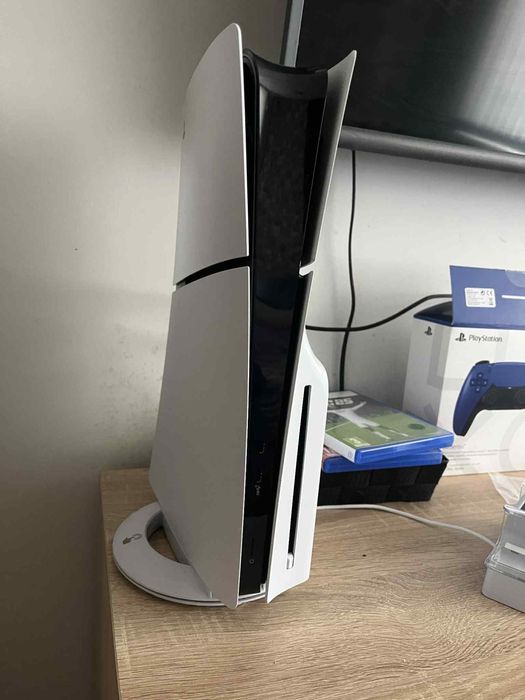 Play Station 5 Disk version КАТО НОВ!