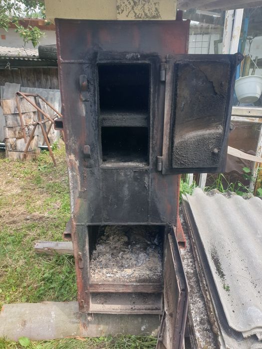 Se vinde centrala termica pe combustibil solid.
