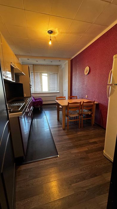 Продам квартиру 3 комнатную