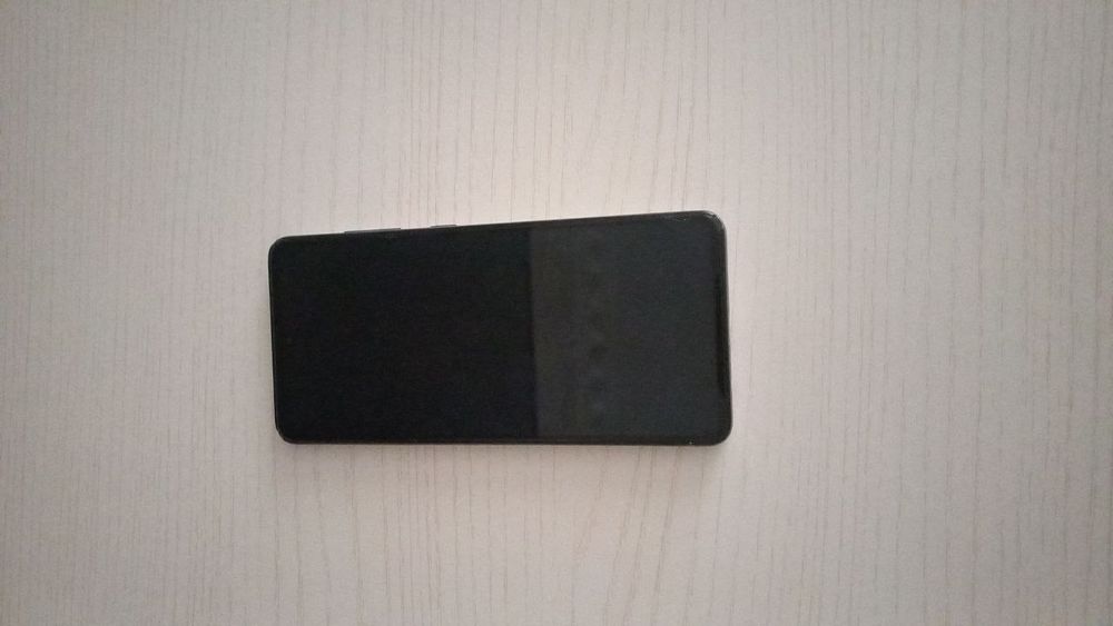 Продам Samsung a51