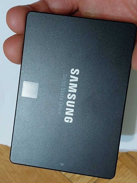 2TB SSD - Samsung 870 QVO, Samsung 860 EVO