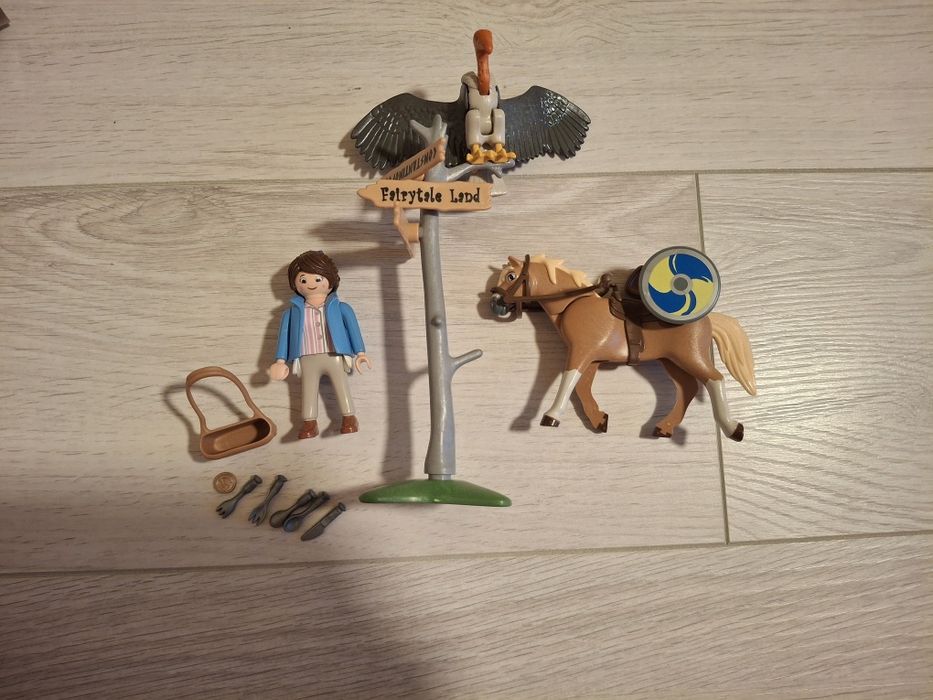 Set Playmobil cal și călăreț 70072