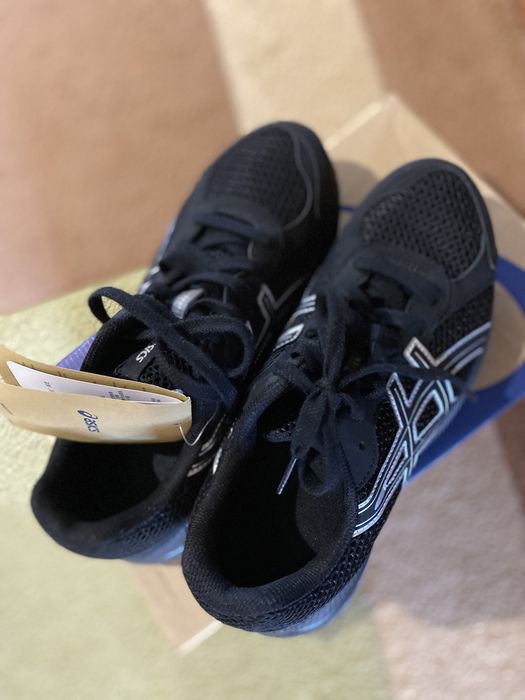 Продам кроссовки asics gel-contend 7 cn