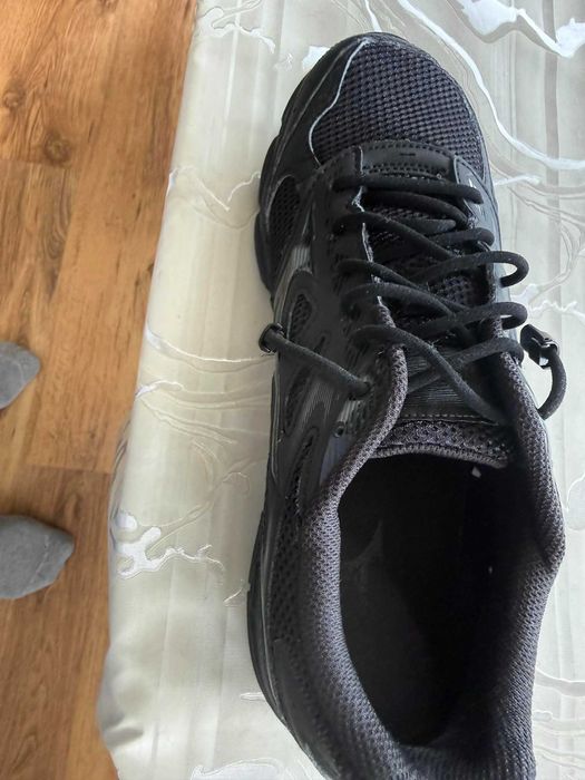 MIZUNO Маратонки № 41 отговрят на№42