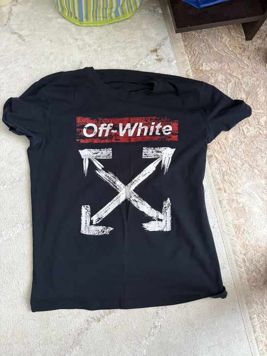Футболка off-white