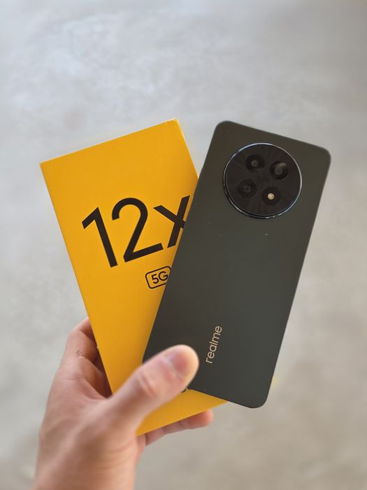 Продам realme 12x5g