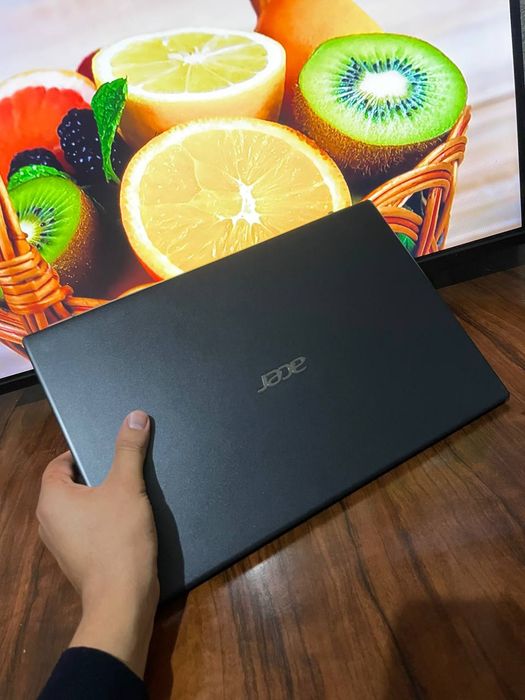 Noutbuk Acer Windows 10 pro