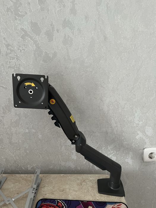 продам новый кронштейн