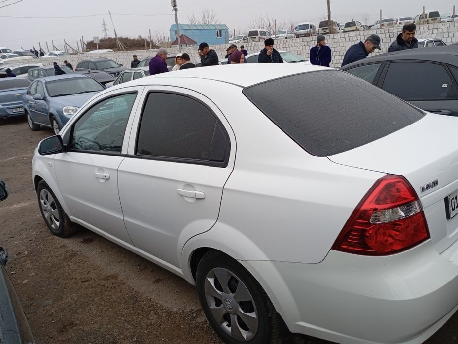 Легковой автомобиль