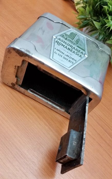 Vand pusculita veche inox Asigurarea Romaneasca Fichet cu stanta nr 5