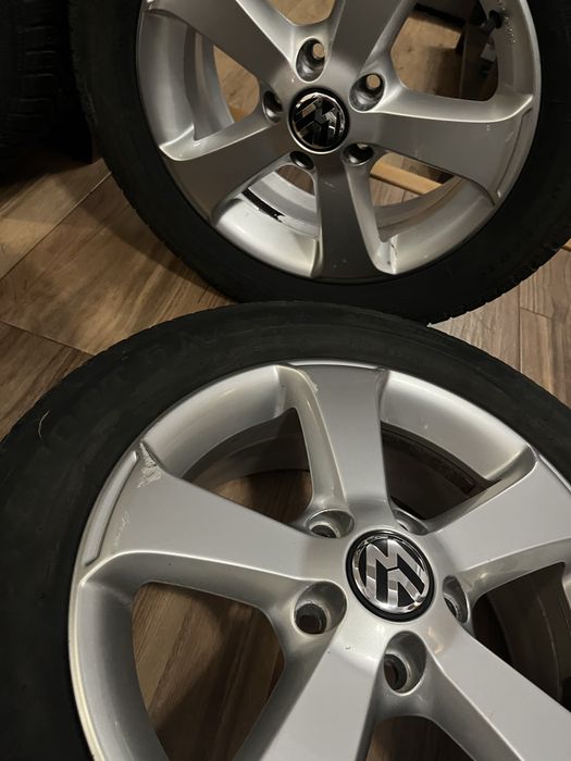 Jante aliaj vw 16 cu anvelope de iarna