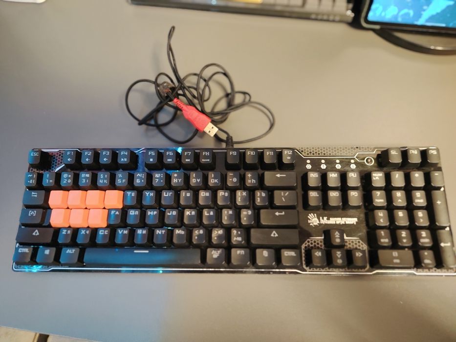 Клавиатура Bloody 100%