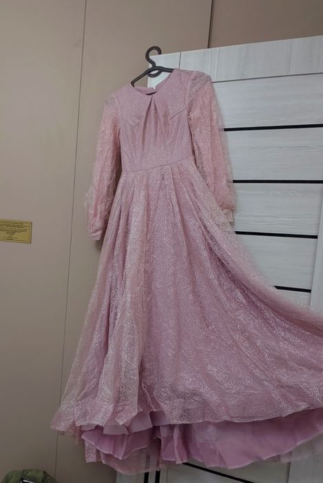 Вечерний платя. Жуда чиройли туради