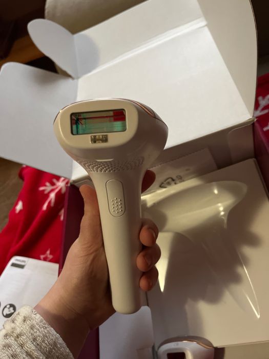 Фотоепилатор IPL Philips Lumea  SC1997/00 с гаранция