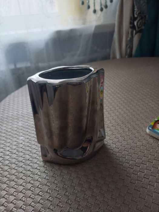 Ваза декоративная.