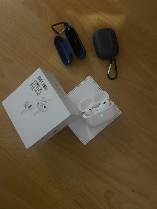 Airpods сатылады багасы 55000