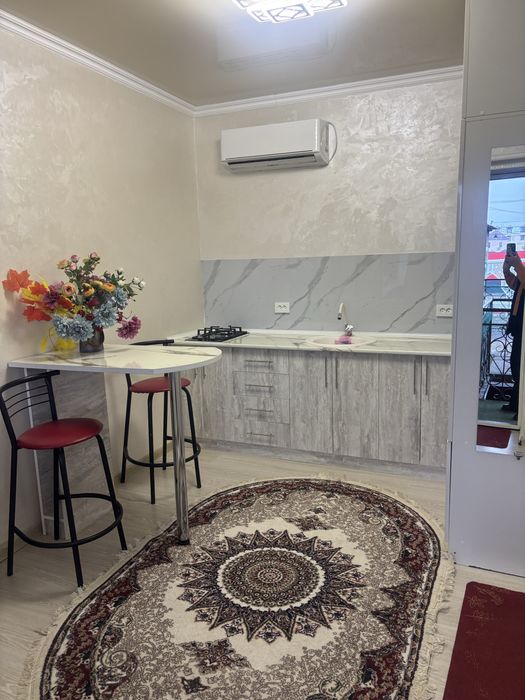 Диван стол стуля