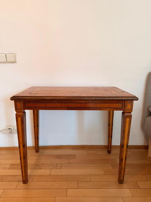 Masuta veche din lemn cu intarsii, stil Biedermeier / neoclasic