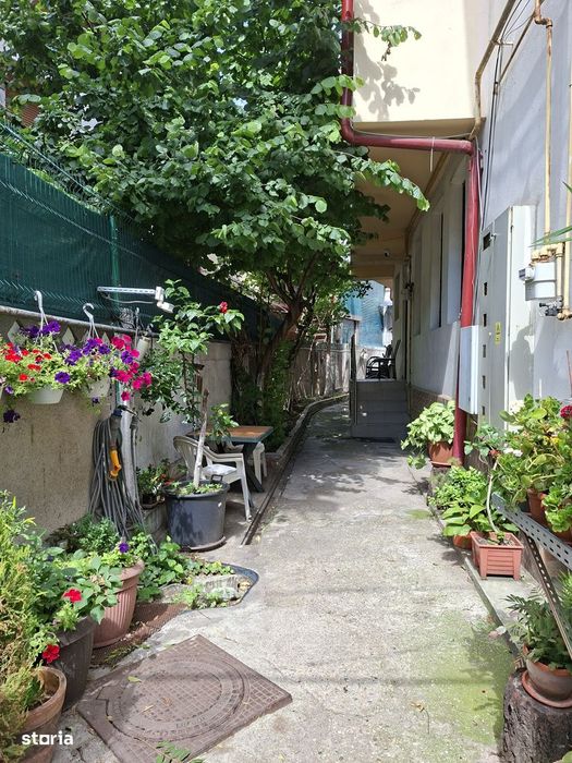 Piata Unirii, Calea Calarasilor, PROPRIETAR, vand casa P+M, 4 camere