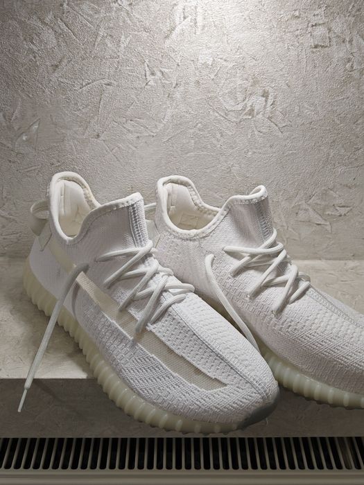 Yeezy 350 Bone White, 44