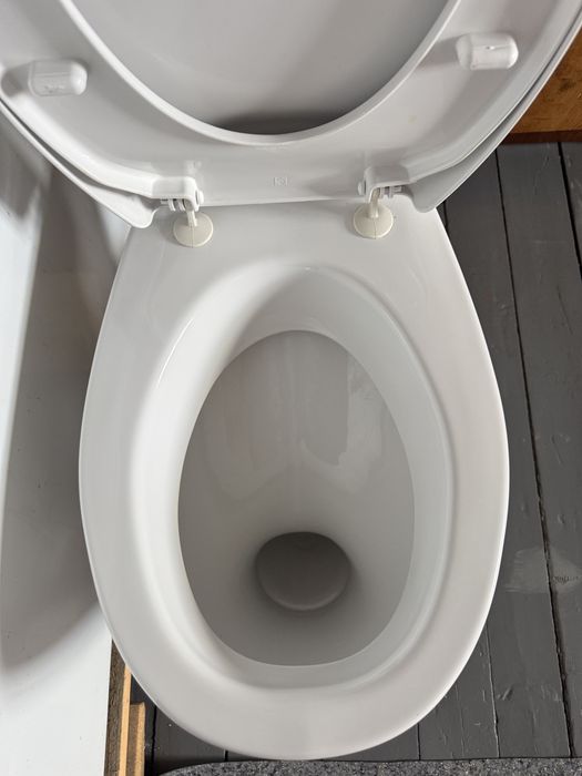 Продам унитаз состояние отличное