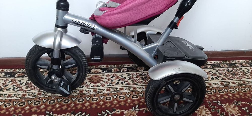 Detskiy velik velokolyaska