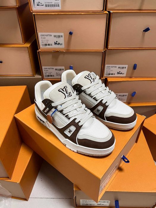 Adidasi Louis Vuitton Trainer Premium