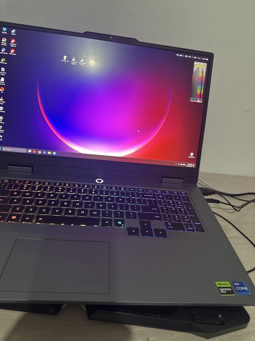 Laptop Lenovo Loq i7-13700hx Rtx 5060 24gb RAM