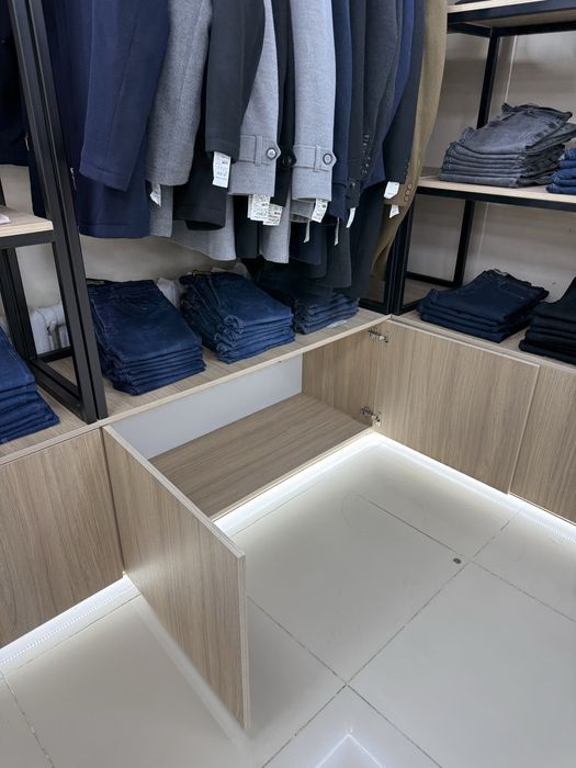 Продам стелажи современные, прочные, стильные.