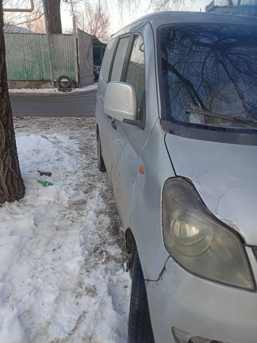 Продам грузовик Фав