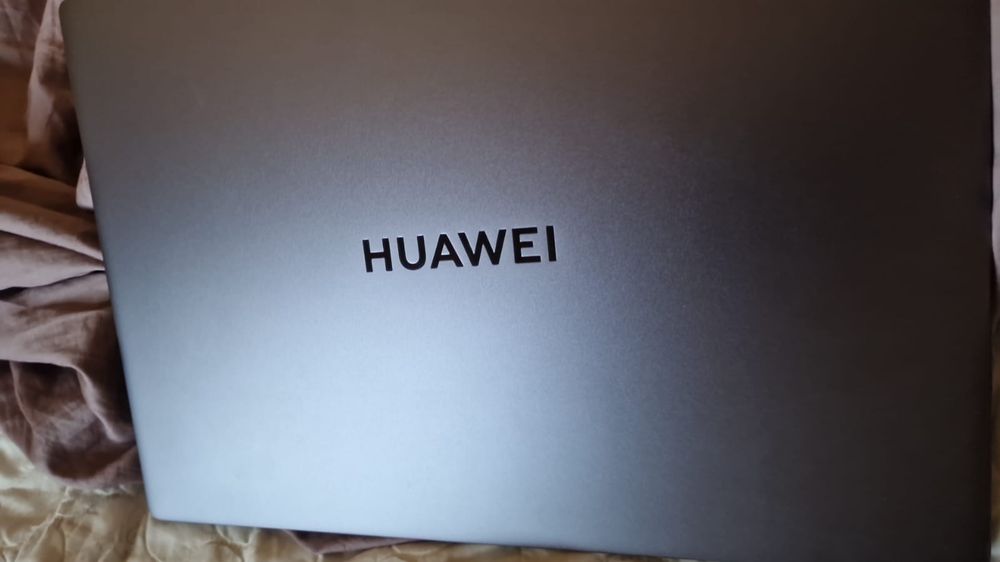 Нотбук сатылады жап жаңа жағдайы жаксы 350000