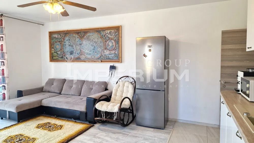 Дава се под наем Тристаен апартамент в Варна, Виница - 80 кв.м за 663 € - Снимка #2