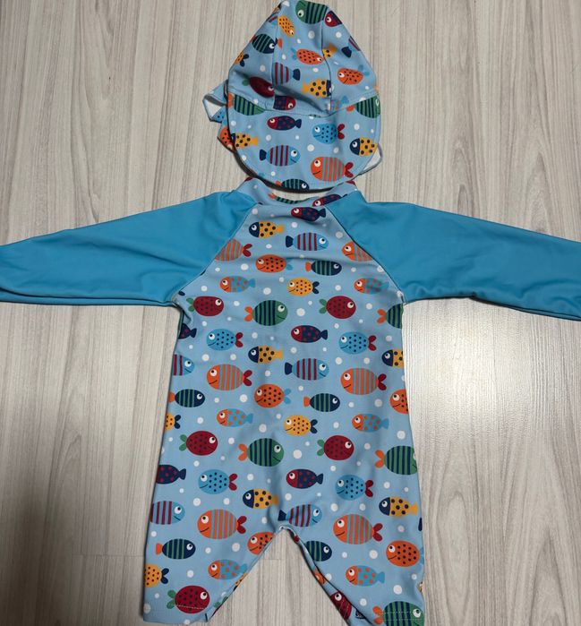 Сет бебешки бански 0-6 месеца