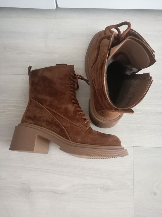 Ботинки зимние женские