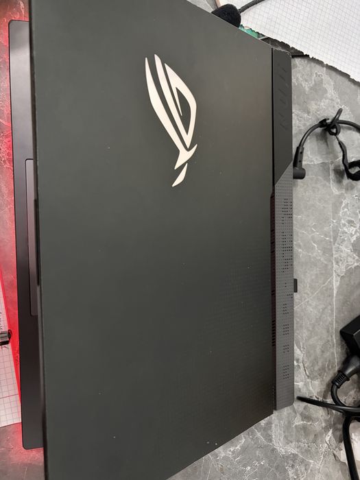 ASUS ROG Strix Ryzen 7 4800H RTX 3050