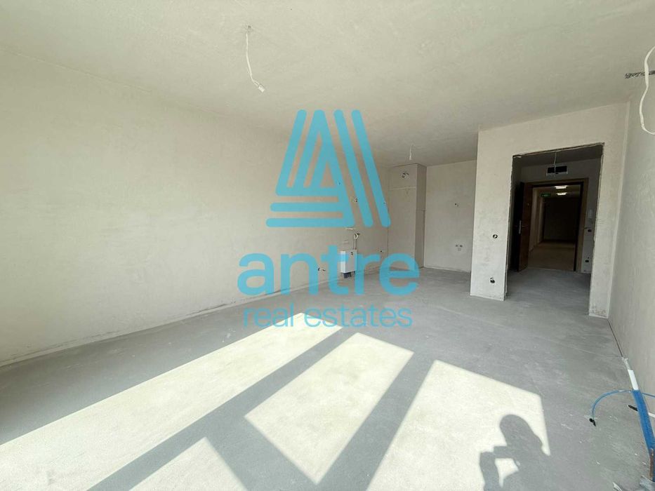 Продава се Двустаен апартамент в София, Малинова долина - 81 кв.м за 2284 €/кв.м - Снимка #1