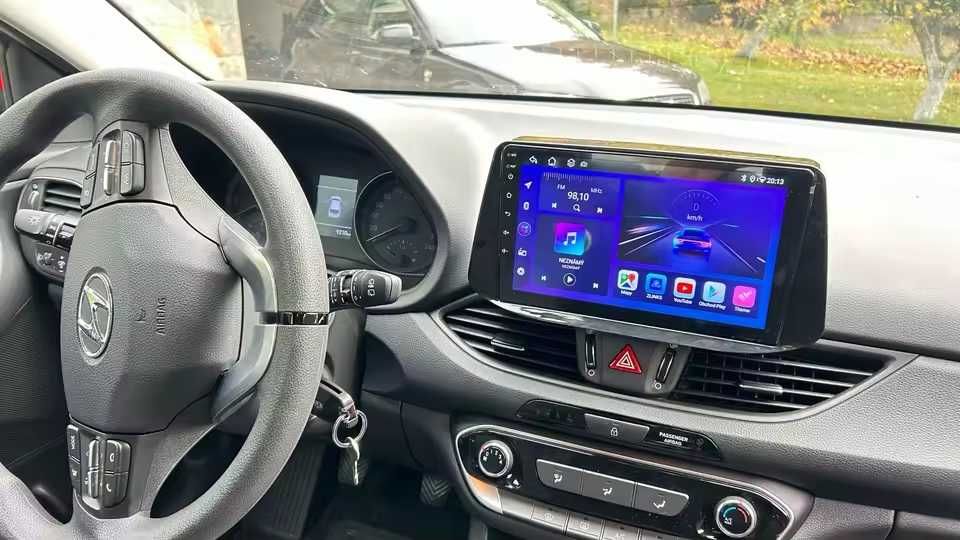 Мултимедия 9″ Android 14 за HYUNDAI I30 III CARPLAY навигация RDS DSP