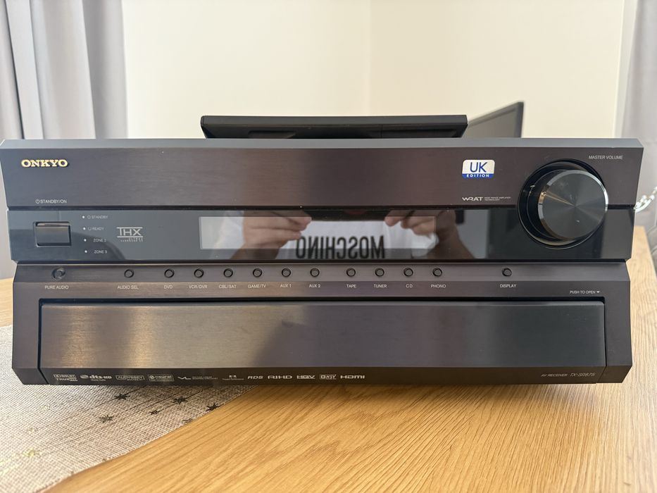 Продавам ресивър Onkyo TX-SR875 UK Edition
