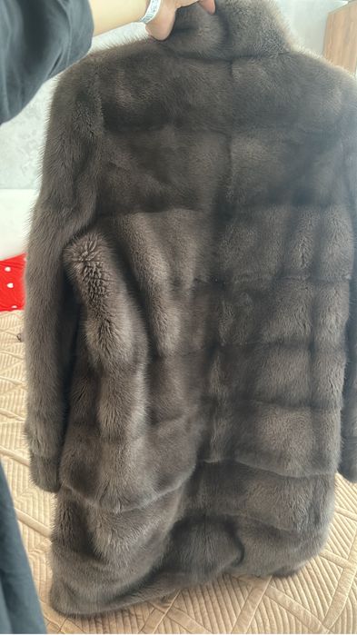 Продам норковую шубу