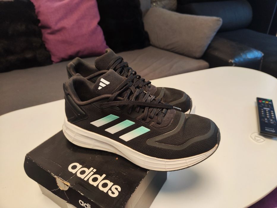 Маратонки Adidas