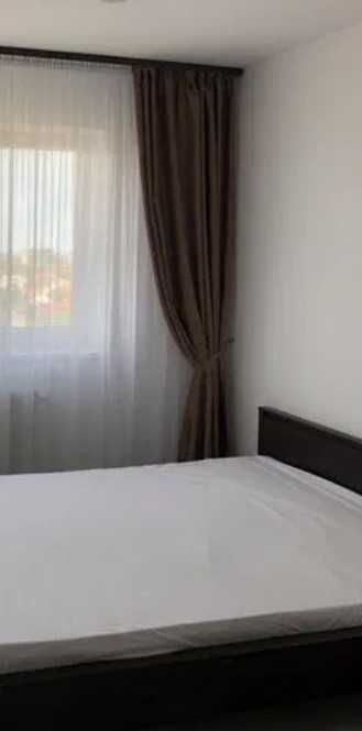 Дава се под наем Тристаен апартамент в Пловдив, Каменица 1 - 92 кв.м за 377.4 € - Снимка #1