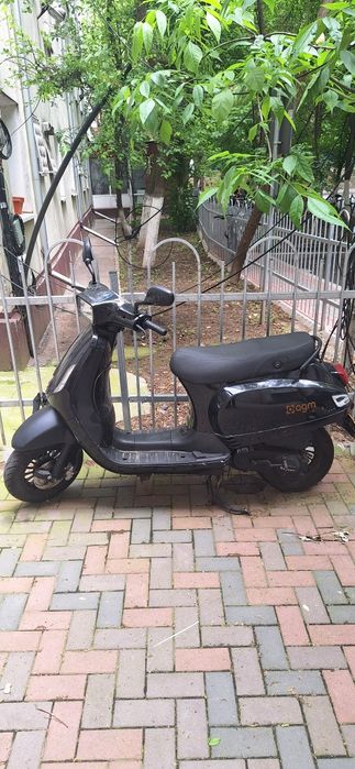 Scuter de vanzade 50cc anul 2019