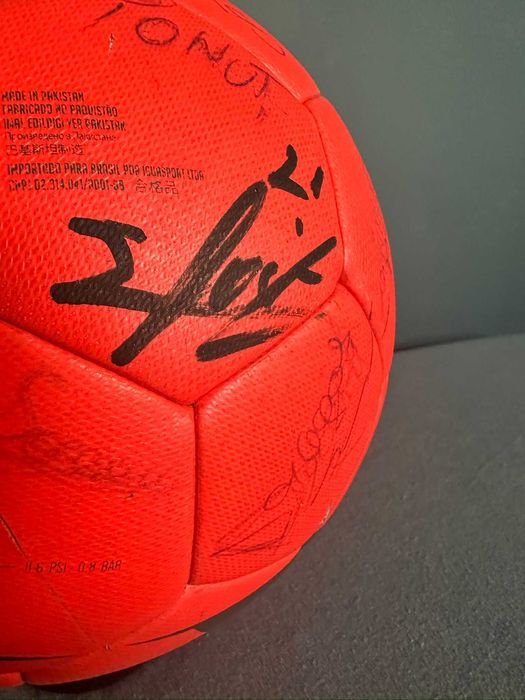 Minge fotbal semnata de U Cluj