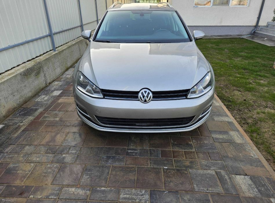 Vw golf 7 2.0 tdi Lounge- break 2016!
