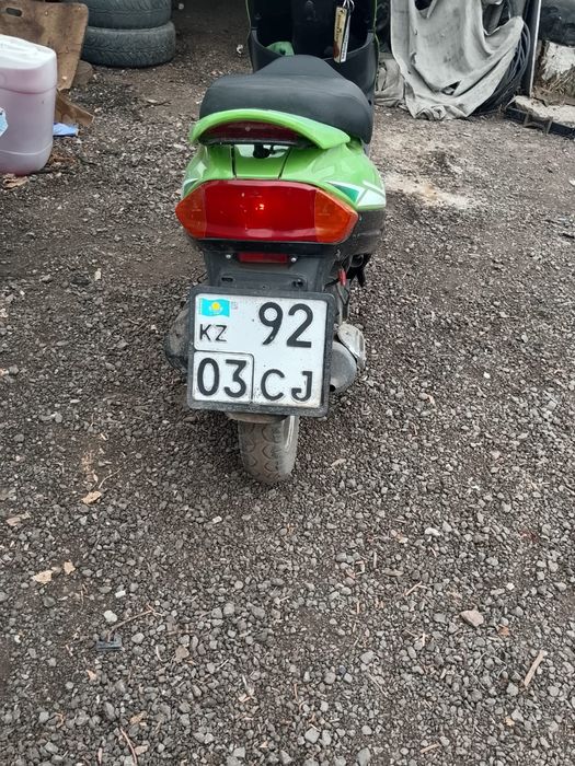 Продам скутер 50 кубов