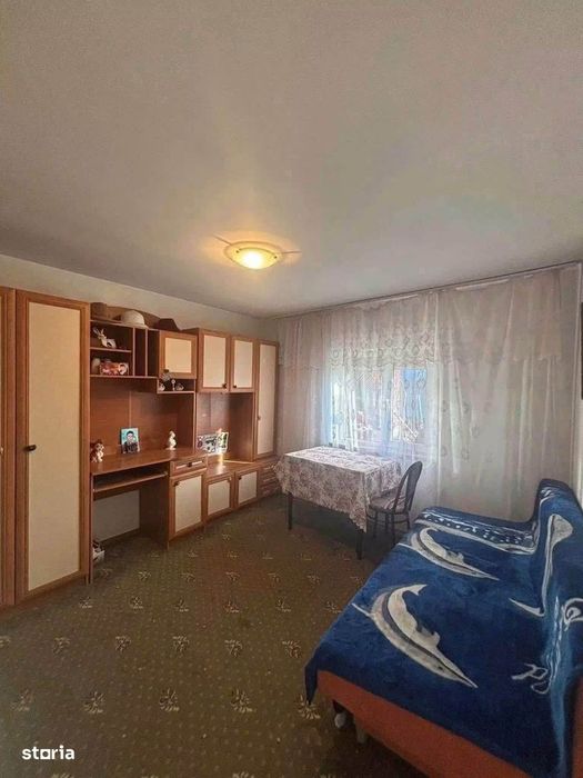 De vanzare casa  la 5 minute de Roman,  suprafata teren 600mp, 54000e