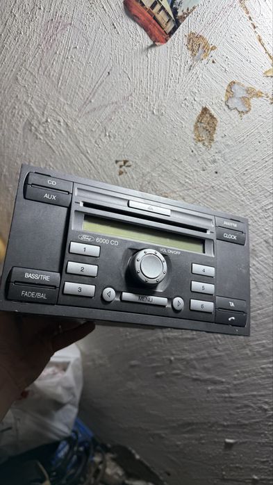 6000CD магнитола Ford Fusion